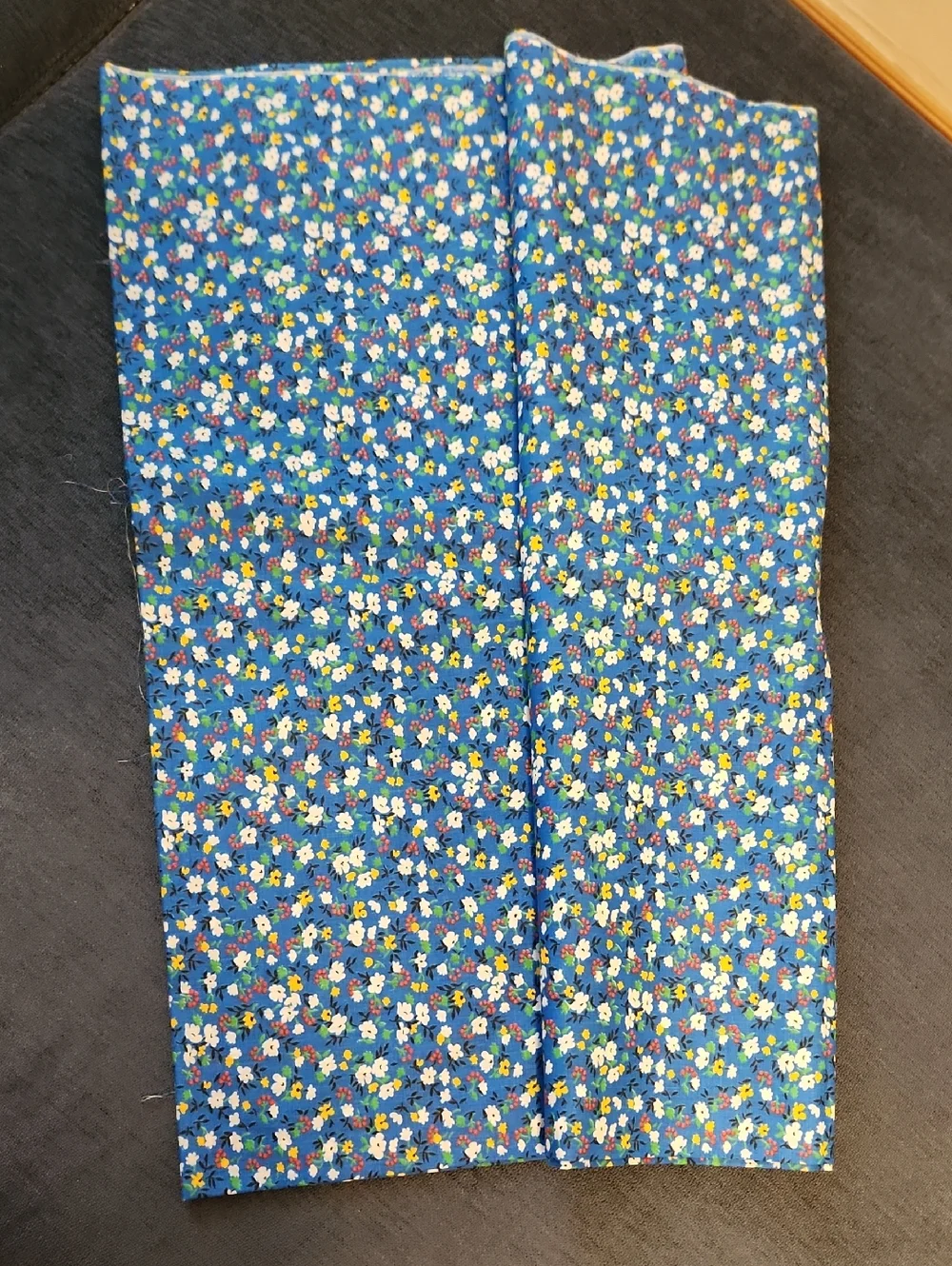 Ditsy Blue Floral Cotton Fabric 96